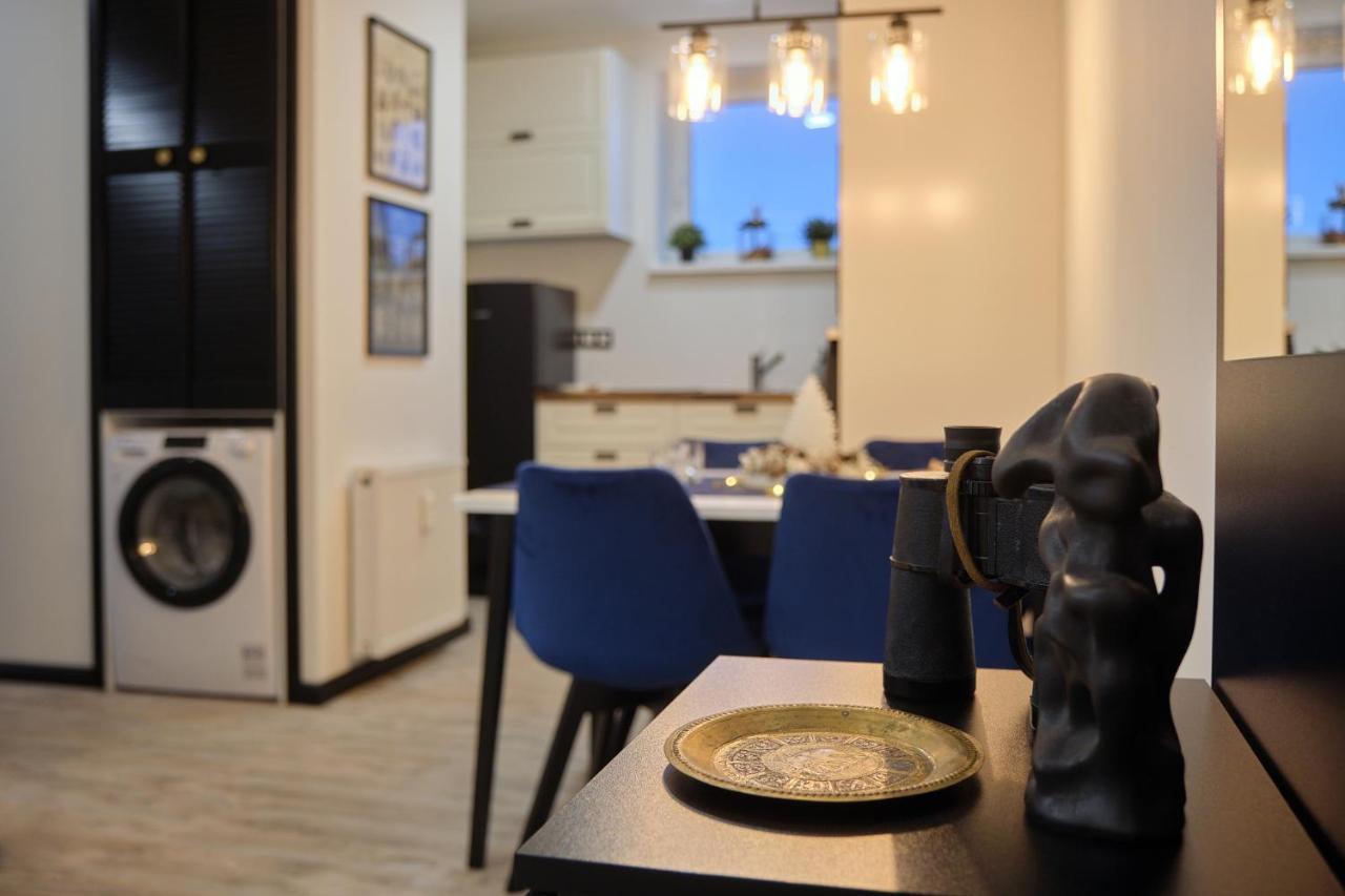 Monos Apartman Tatabánya Esterno foto
